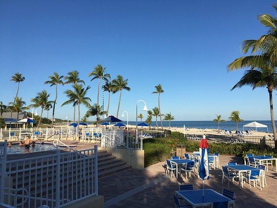 Guy's Beachside Bar & Grill